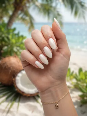 Coconut cream nails