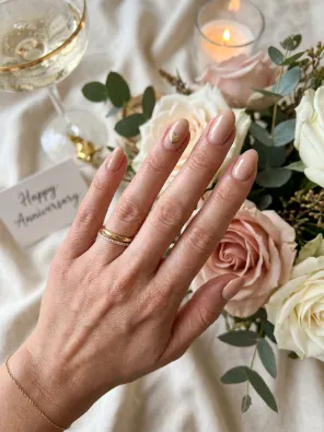 Nude with a heart accent