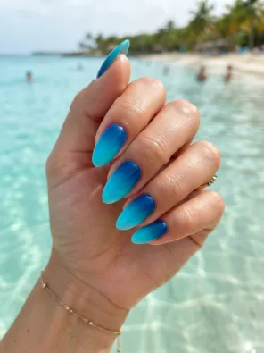 Ombre ocean nails